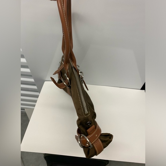 PRADA Brown Nylon and Leather Shoulder handbag - Picture 2 of 9